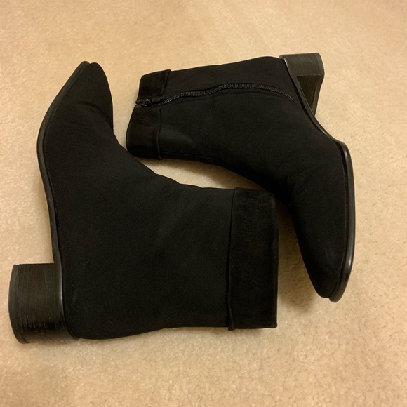 Stuart Weizman Gore-Tex side zipper ankle boots - Picture 4 of 10